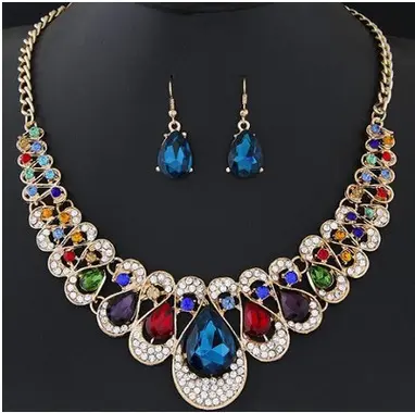 Necklace earring set