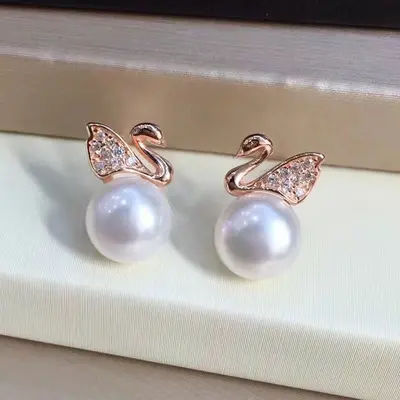 S925 Silver Freshwater Pearl Swan Earrings