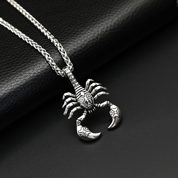 The explosion models of European and American fashion men's titanium necklace Necklace titanium Yiwu small jewelry goods wholesale trade — foto 4