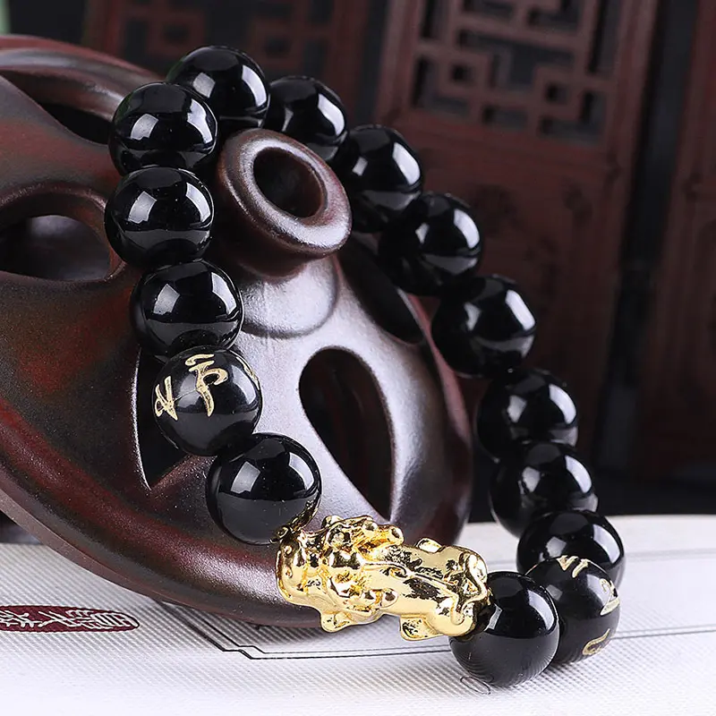 Obsidian 18K Gold Bracelet Six Brave Words on Hand