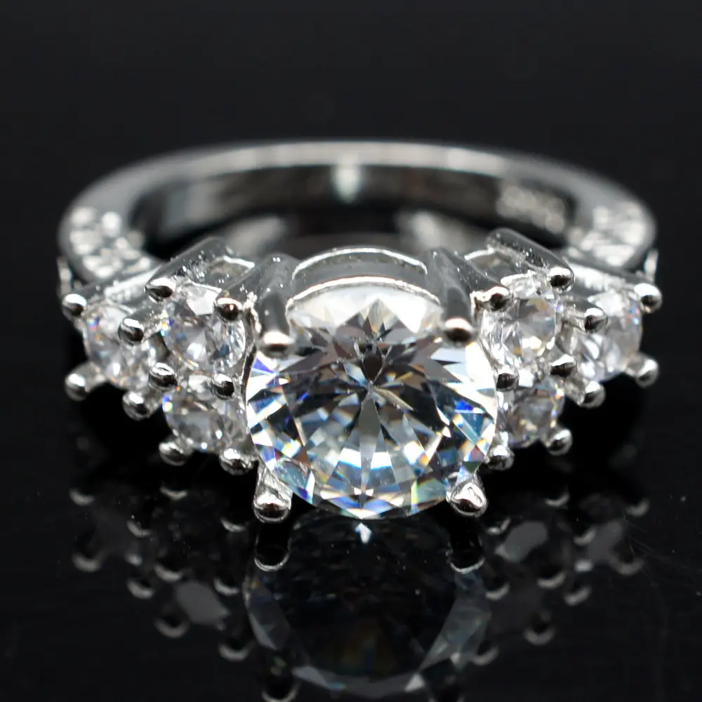 Diamond Hand Ornaments High Grade Eight Heart Arrow Zircon