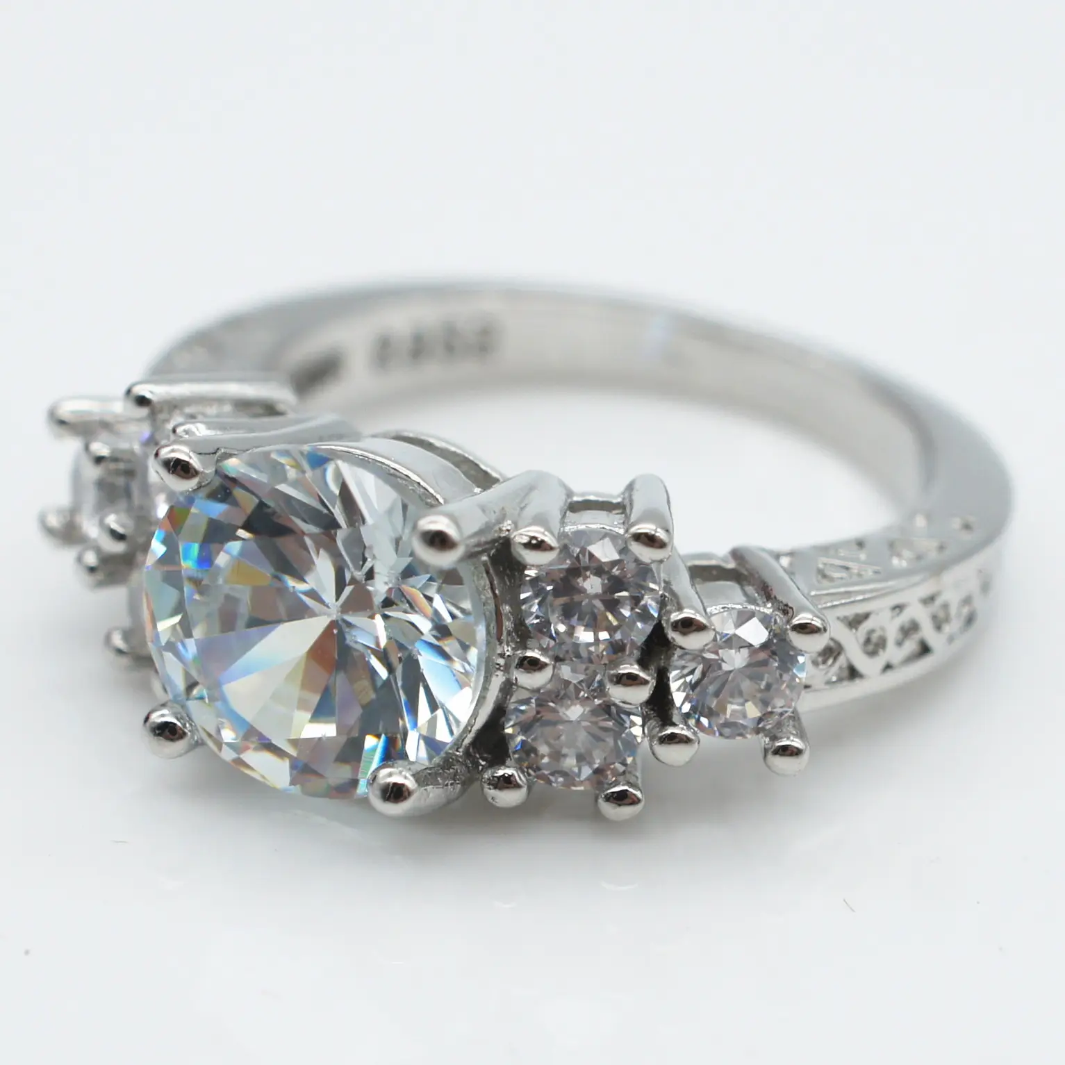 Ebay hot selling diamond hand ornaments wholesale
