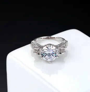 Fashion Luxury Female Ring AAA Zirconium Gold-plated Micro-wedding Engagement
