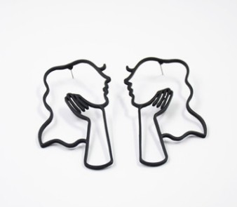 Simple art abstract hyperbole big eardrop