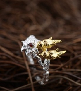 Elegant and unique ring