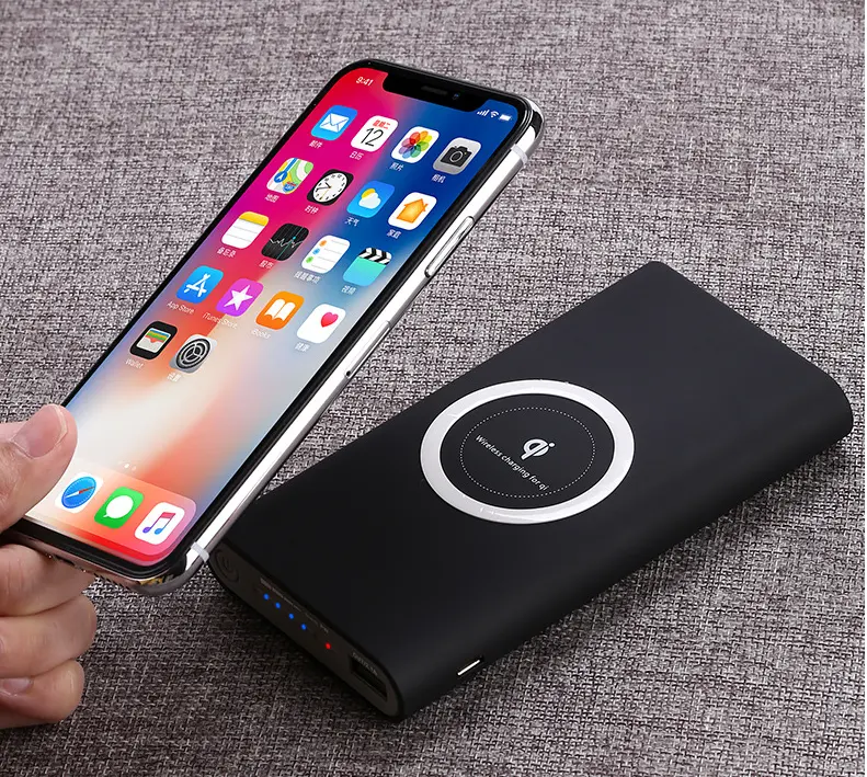 Three in one wireless charging treasure Universal