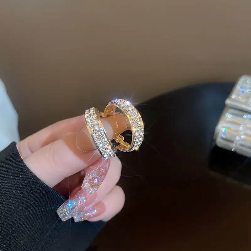 S925 Silver Needle Micro-set Full Of Diamonds Exquisite Fashion Earrings Senior Sense Of Hundred Personality Earrings Ring New
