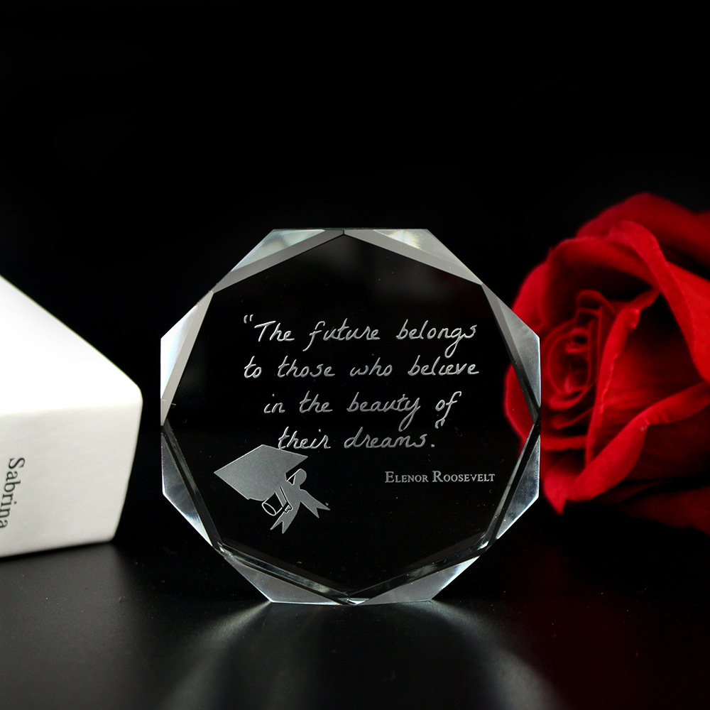 Inner Carved Crystal Paperweight (Transparent-80x80x12MM)