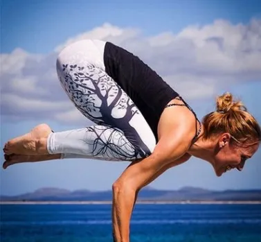 Bursting digital printing branch Yoga underpants White - Shop at LoveMi