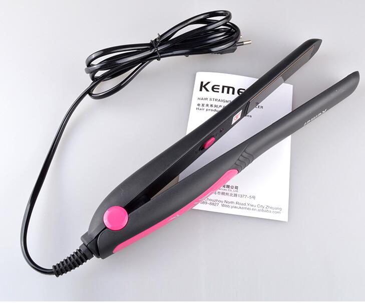 Палочка для выпрямления волос в парикмахерской