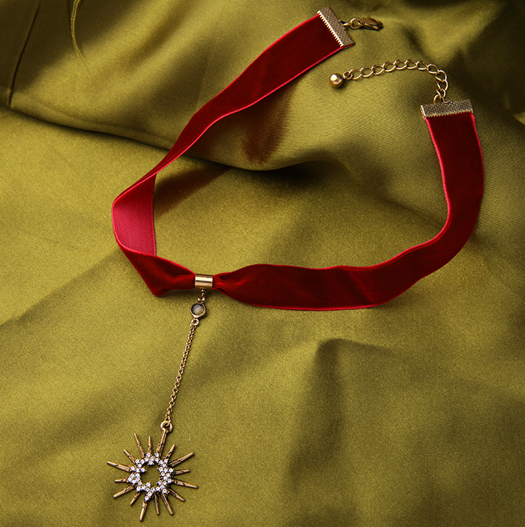 Clavicle chain ribbon diamond star choker collar necklace