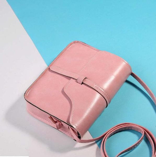 The Vintage Shoulder Bags