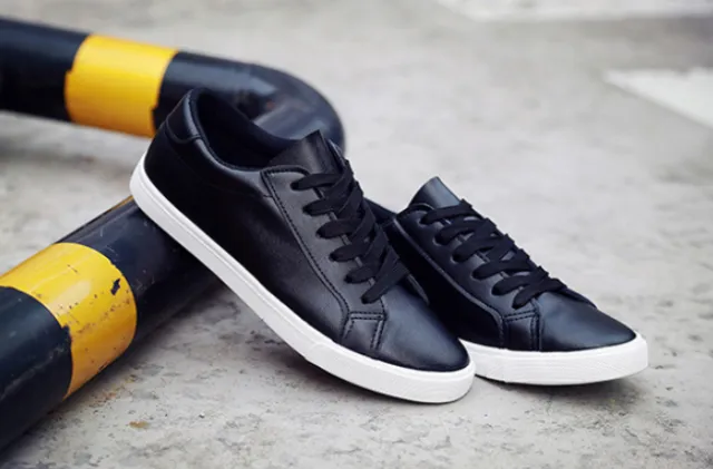 Spring and autumn with small white shoes female flat leather canvas shoes women's shoes casual shoes Black - Shop at LoveMi