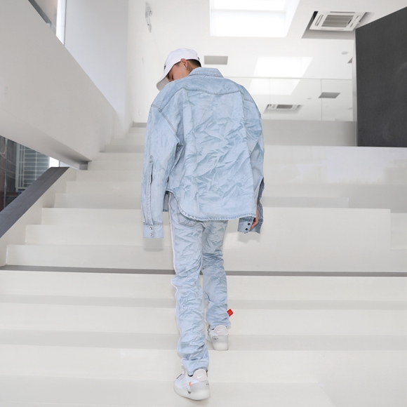 Loose profile mountain wash, old bat sleeves, hip hop, singer, men and women, denim jacket