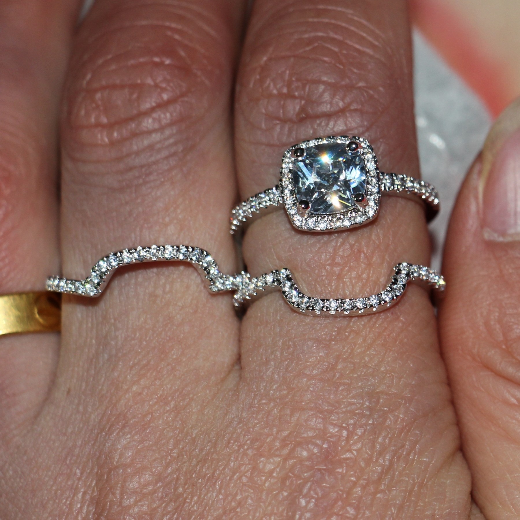 eBay AliExpress foreign trade explosions Europe and the United States 3 sets of ring set zircon ring high-end fashion diamond ring