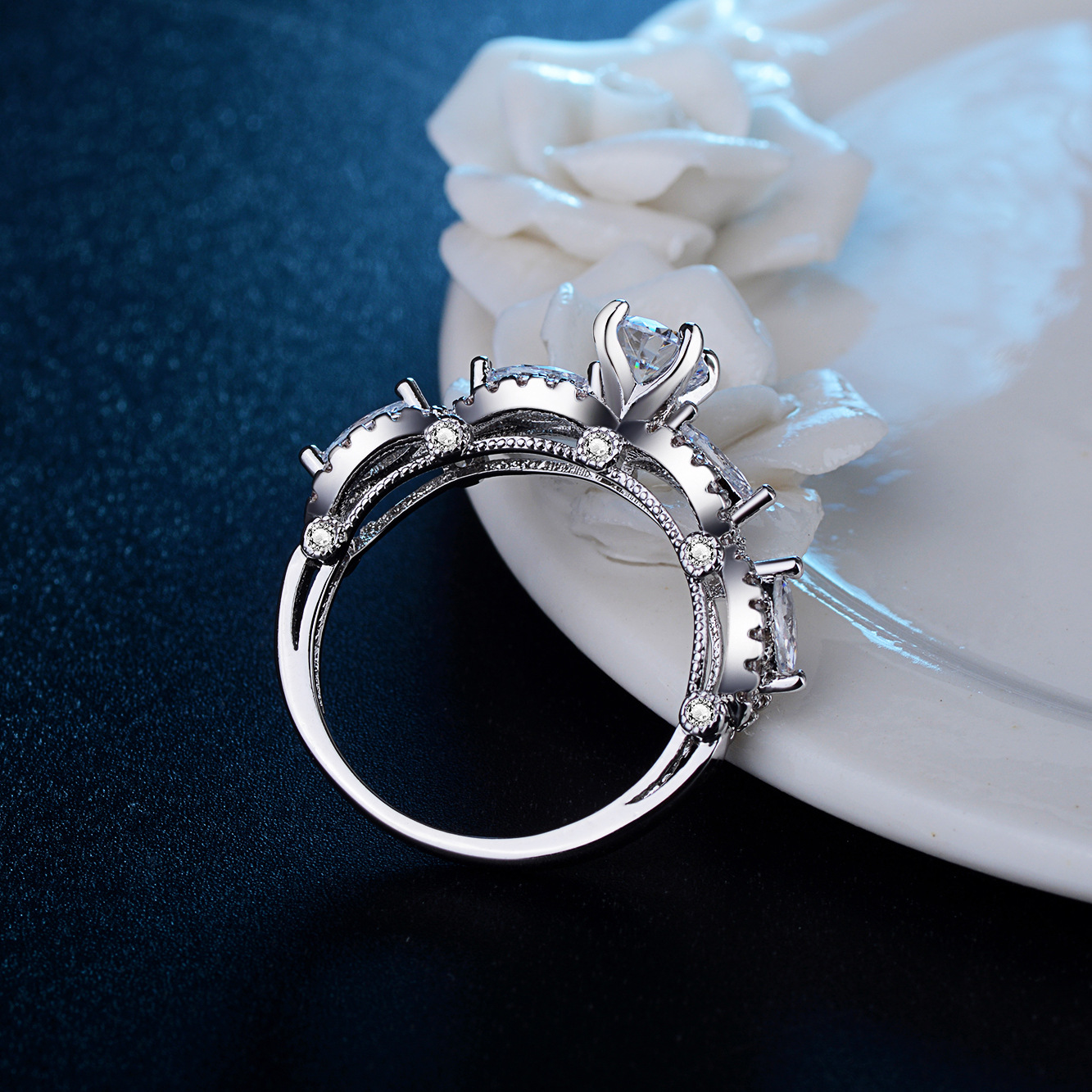 Horse eye drill zircon flower ring simple fashion ring female