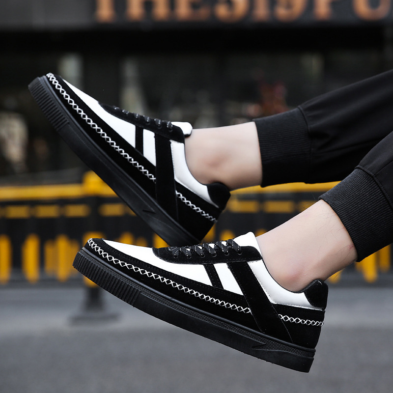 Low-Top Fitness Sneakers, picture 4 of 5