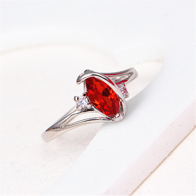 Oval Cubic Zirconia Fashion Ring