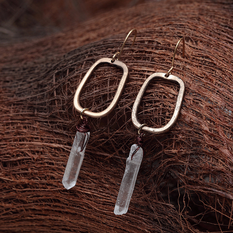 Drop-shaped natural stone pendant vintage earrings