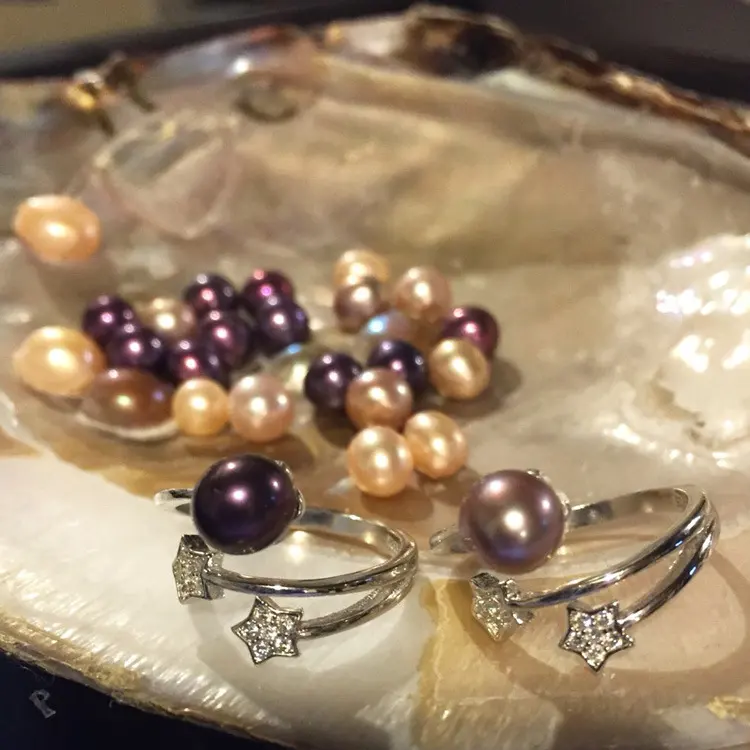 One Pearl One Freshwater Round 7-8mm
