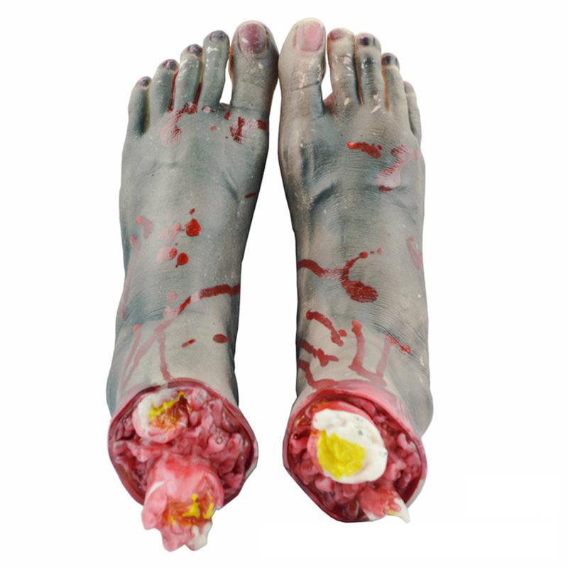 Paire de pieds sanglants Halloween — déco d'extérieur et attrape-nigaud de jardin, effet horreur, en plastique, à planter dans le sol 4