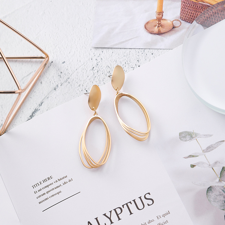 Metal geometric oval earrings fashion versatile atmospheric face thin earrings