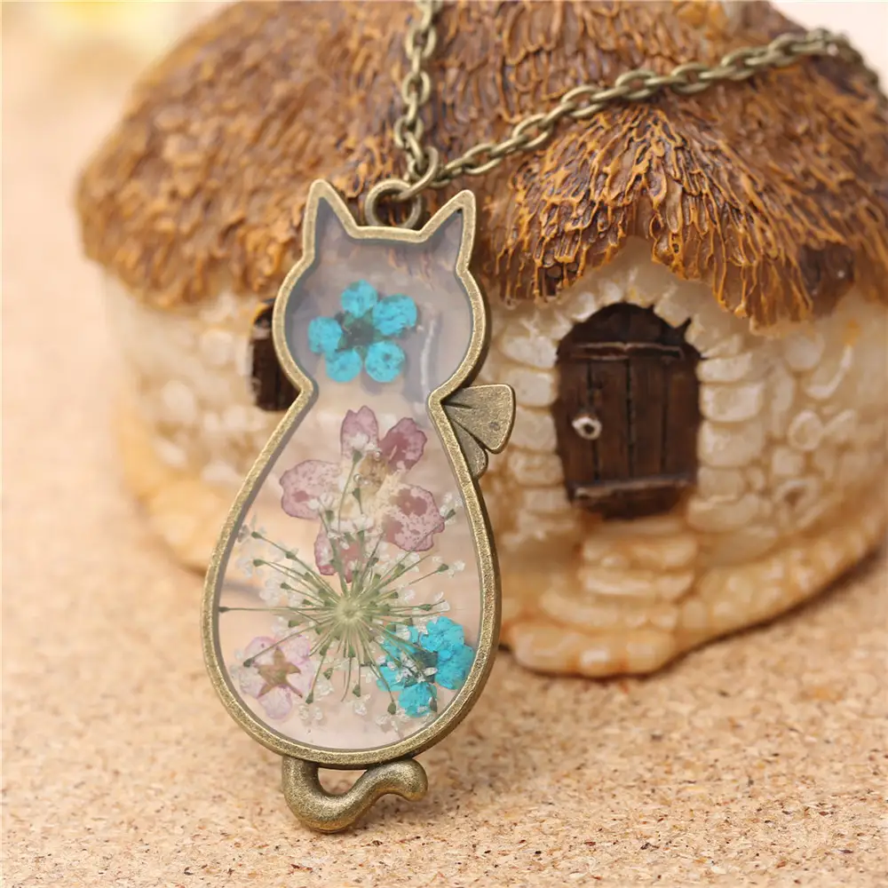 Fashion Cat Shape Pendant Mori Natural Dried Flower Necklace