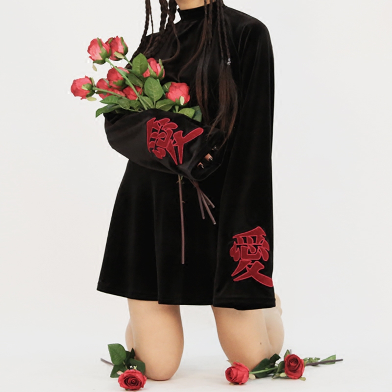 Original love word embroidered velvet micro-la long sleeve shirt