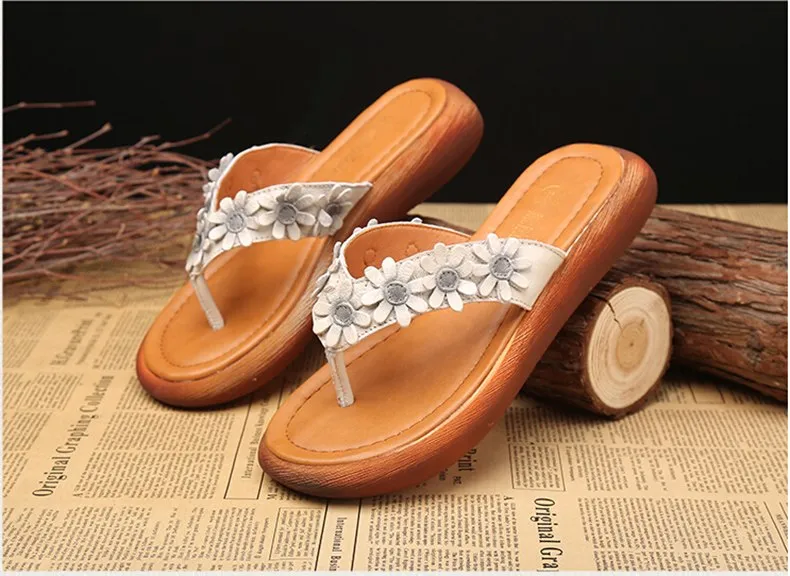 Ethnic style flowers flat leather flip flops female Mori girl sweets sandals and slippers - White