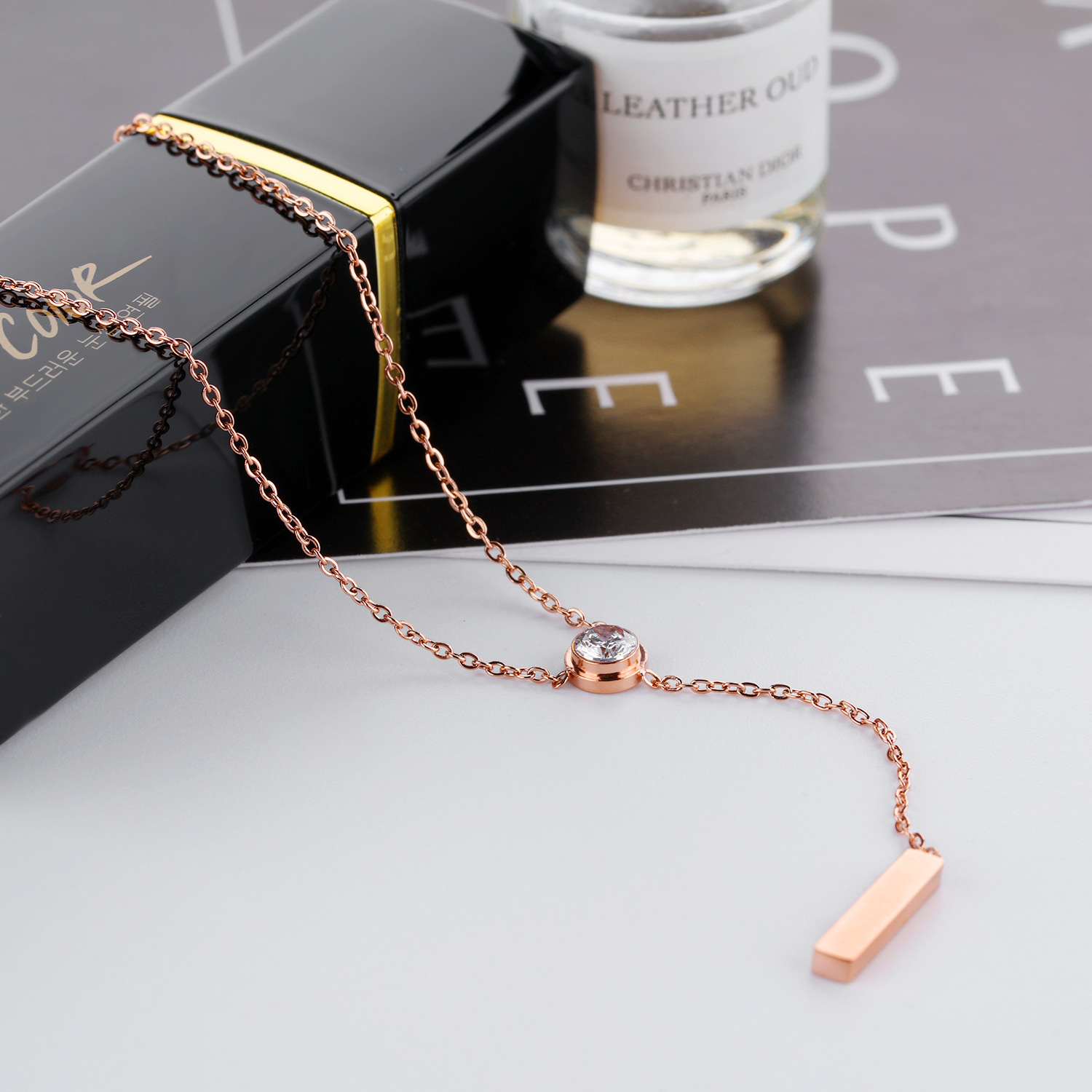 Single diamond tassel pendant rose gold necklace clavicle chain