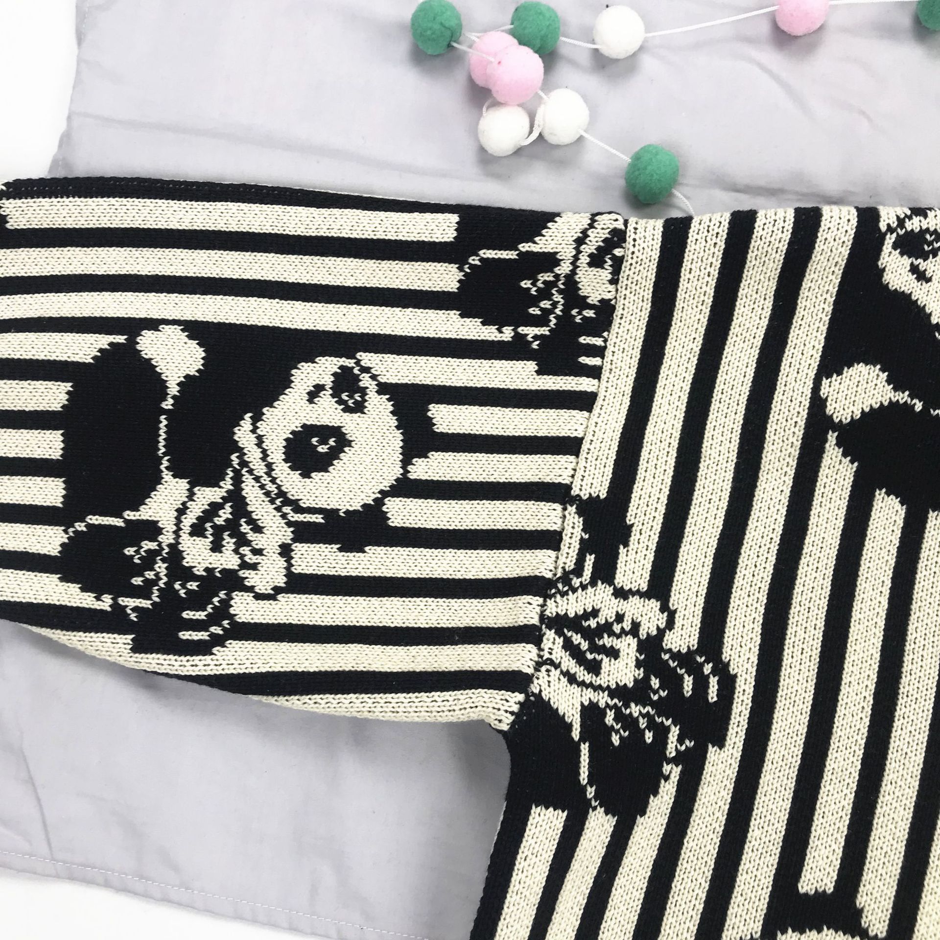 Black and white striped panda illustration thick pullover