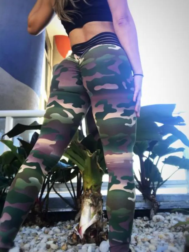 High waist camouflage stitching hips slim yoga pants sports bottoming pencil pants Green - Shop at LoveMi
