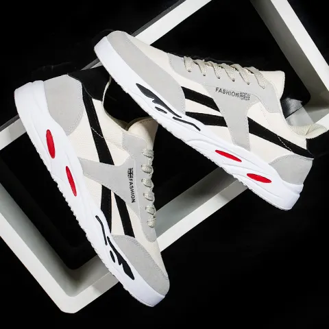 New Spring Men's Shoes Korean Version of the Trend
