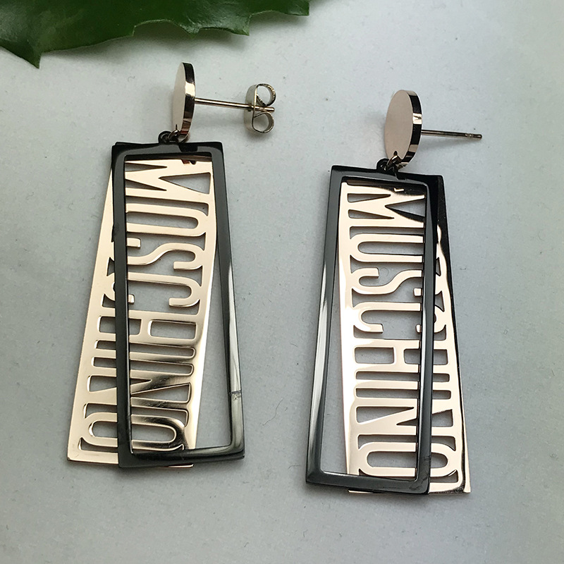 Letter pendant long earrings