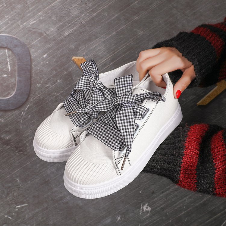 spring new women's shoes casual round head cross binding belt low heel lacing belt PU shoes