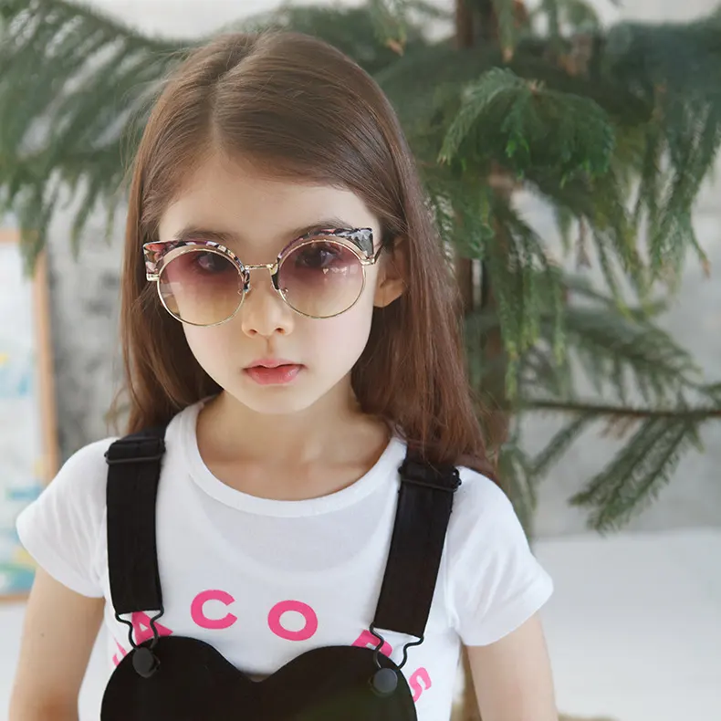 Fashion Vintage Metal Frame Sunglasses