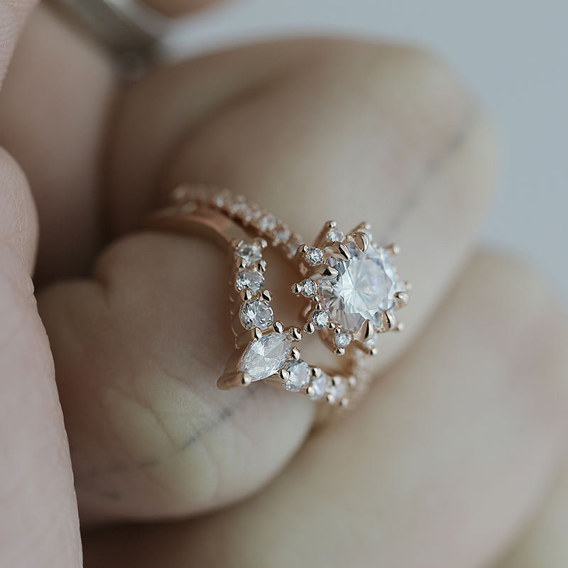 Sun flower zircon ring