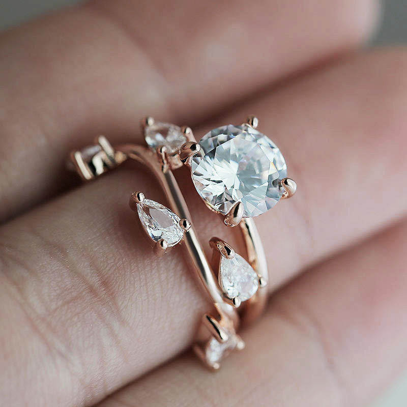 Leaf shaped zircon ring