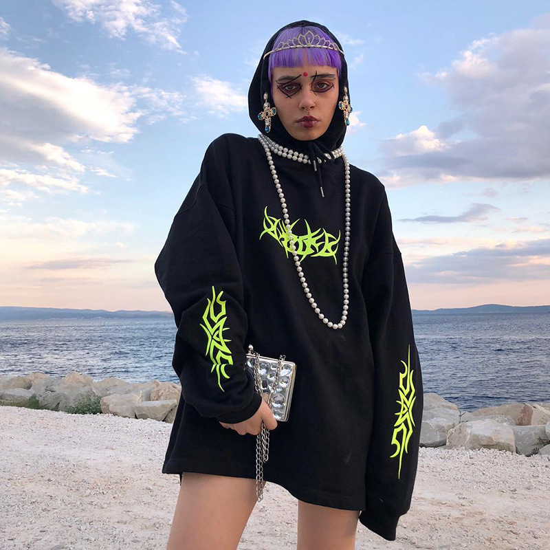 Europe and the United States autumn and winter sizzling explosions women's new trend fluorescent color printing dark David coat
