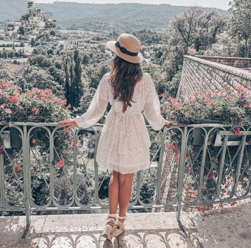Long loose polka dot dress in women's long skirt