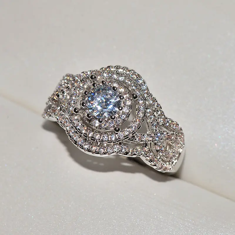 Fashion micro-inlaid diamond ladies ring