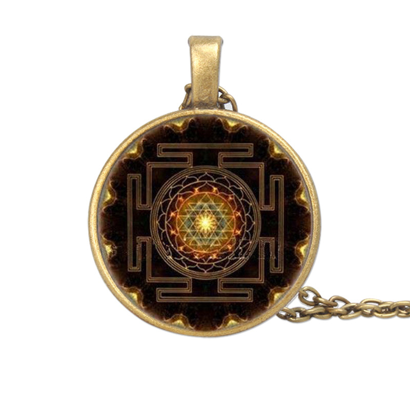 European and American hot sale Holy Sri Lanka Yantra time gemstone pendant necklace retro sweater chain wholesale