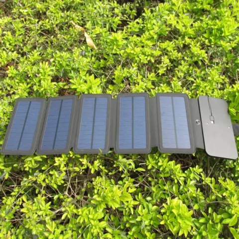 Outdoor 8W Folding Solar Charger Direct Charging Collapsible Package