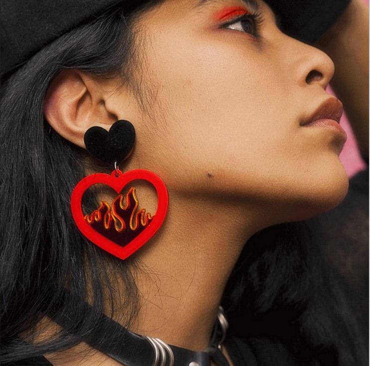 Europe and the United States Fan temperament exaggerated personality flame flame earrings love big earrings