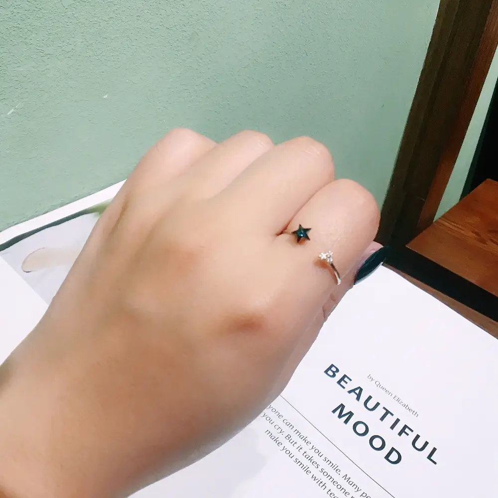 High Grade Platinum Japanese And Korean  Elements Crystal Five-pointed Star Super Zircon  Ring