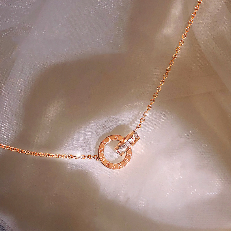 Simple Temperament Pendant Non Fading Necklace