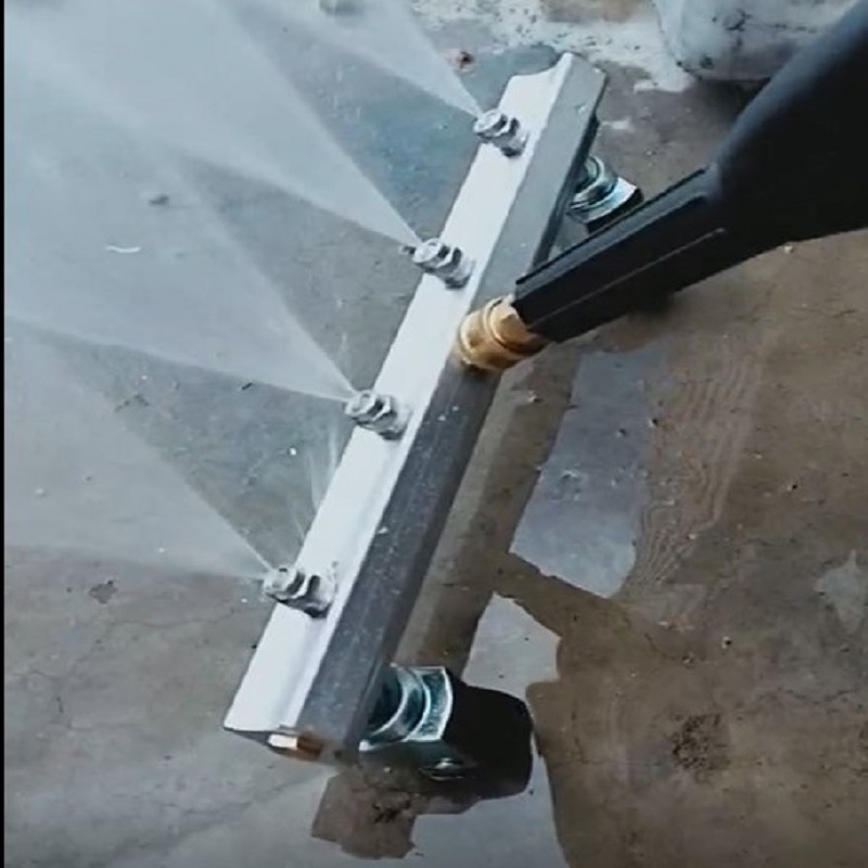 Щетка для чистки днища автомобиля