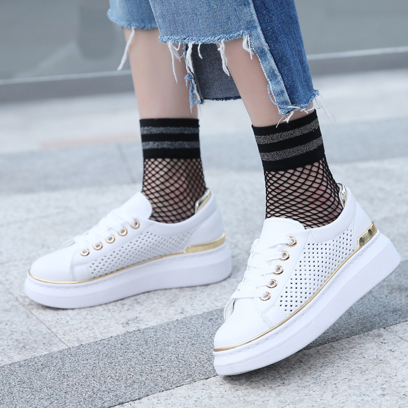 Purchasing the same paragraph silver wire parallel bars women's sports and leisure network socks socks piled socks spot black and white