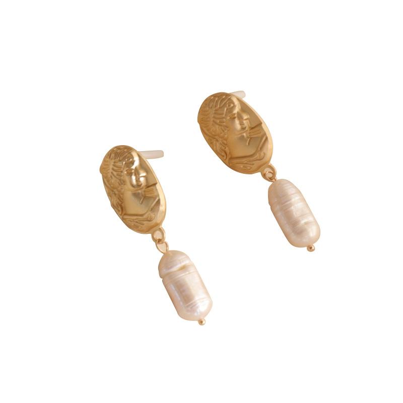 Vintage matte alloy metal wind earrings