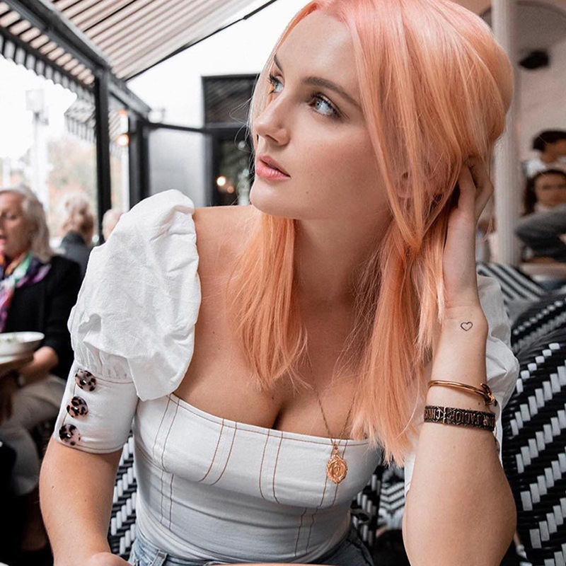 Women's new button decoration short-sleeved square collar exposed navel slim T-shirt